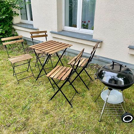 Wohlfuehl-Oase Mitten In Der Stadt - Garten, Grill, Netflix Und Drucker Leipzig Luaran gambar
